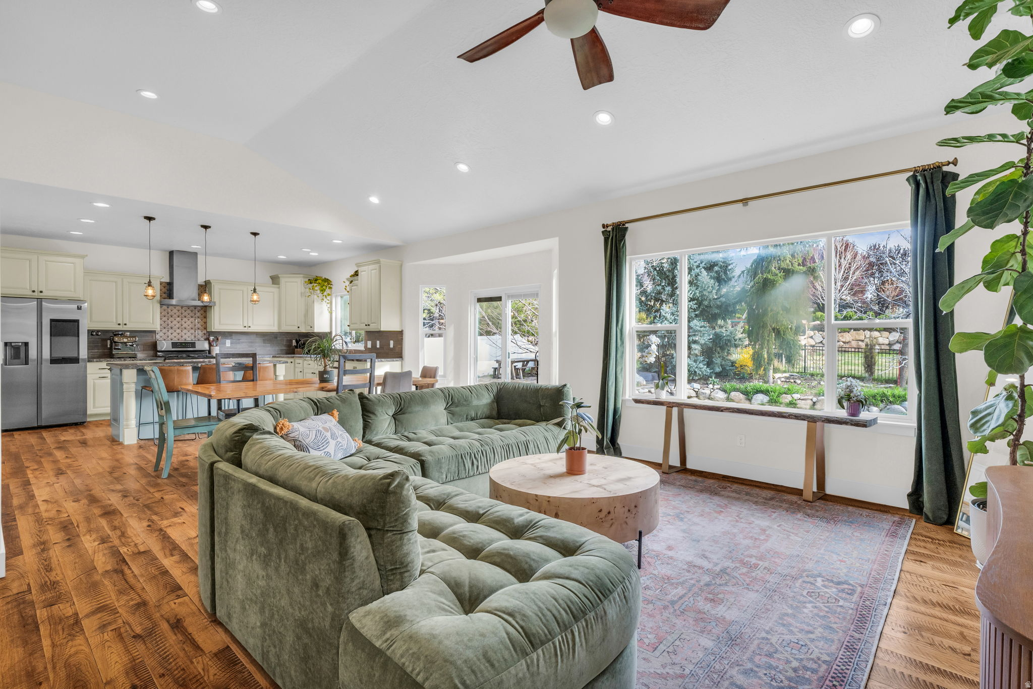 BOULDER SPRINGS ESTATES - Residential