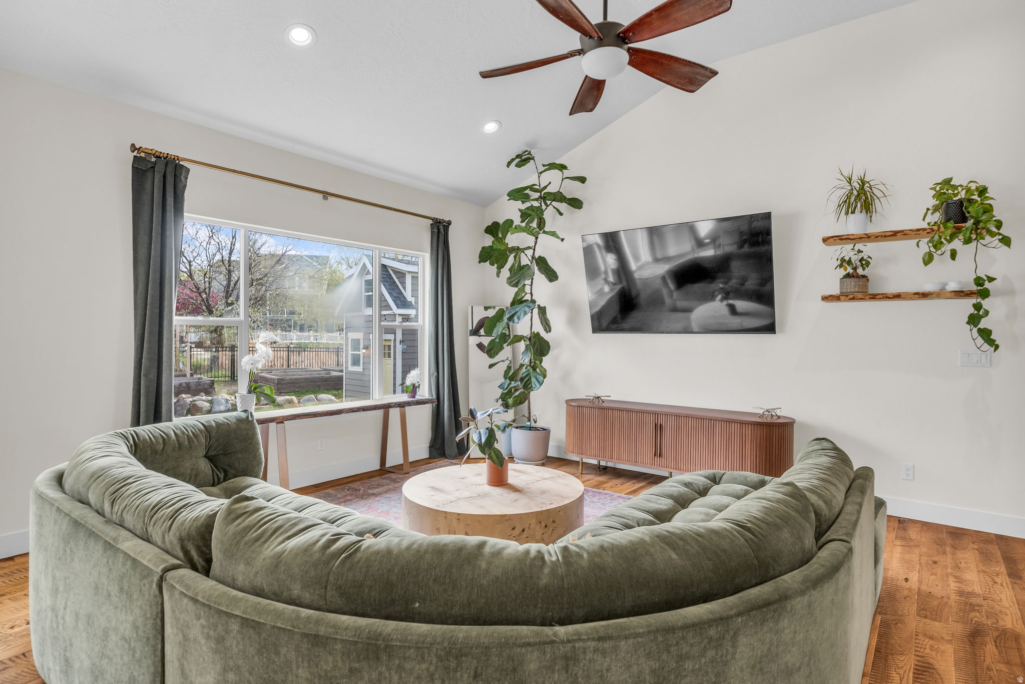 BOULDER SPRINGS ESTATES - Residential