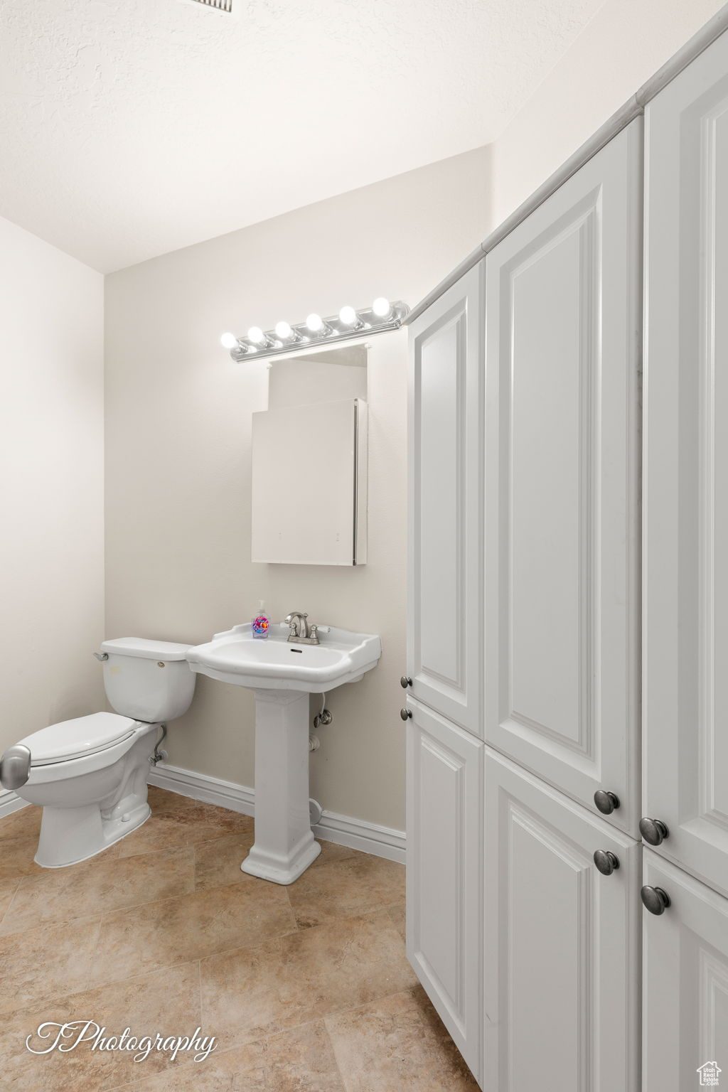 OLD FARMS 2 - Residential