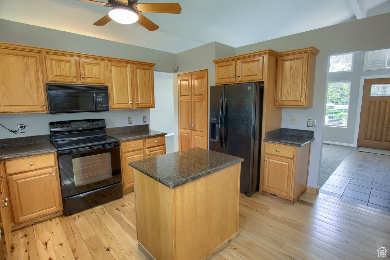 2203 E Flatiron Dr, Sandy, Utah image 4
