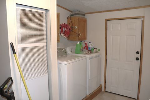 Tiny photo for 535 E 600 N, Vernal, UT 84078 (MLS # 2133726)