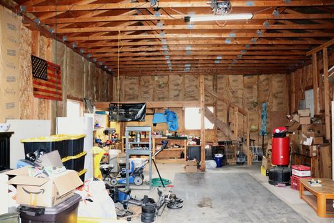 Tiny photo for 535 E 600 N, Vernal, UT 84078 (MLS # 2133726)