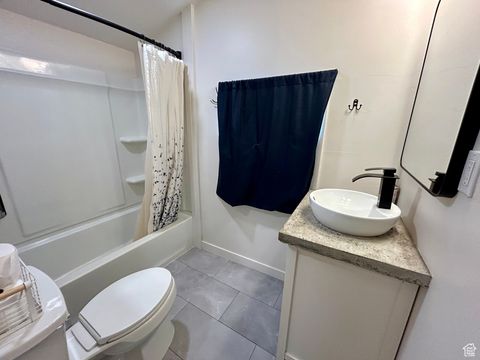 Tiny photo for 545 E 600 S, Payson, UT 84651 (MLS # 2119005)