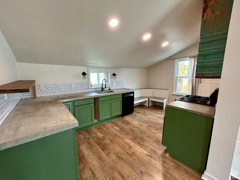 Tiny photo for 545 E 600 S, Payson, UT 84651 (MLS # 2119005)