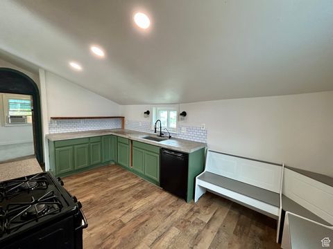 Tiny photo for 545 E 600 S, Payson, UT 84651 (MLS # 2119005)