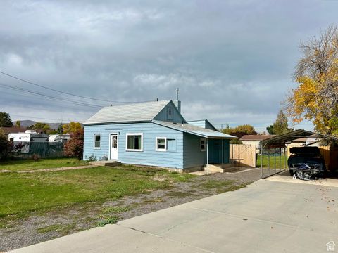 Tiny photo for 545 E 600 S, Payson, UT 84651 (MLS # 2119005)