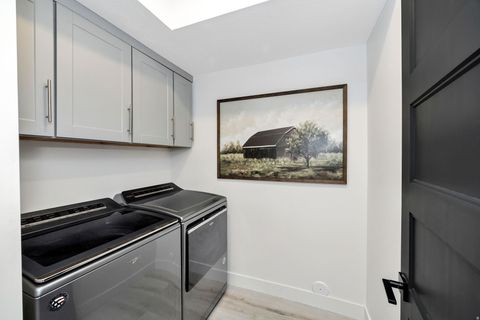 Tiny photo for 94 S 950 E, Hyde Park, UT 84318 (MLS # 2135253)