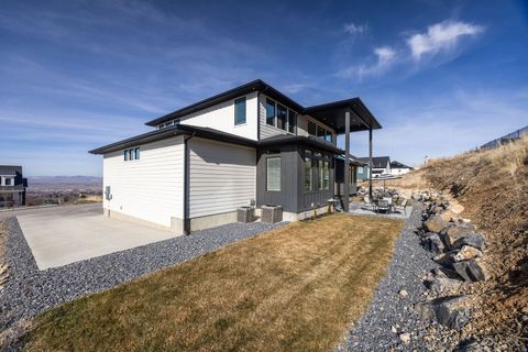 Tiny photo for 94 S 950 E, Hyde Park, UT 84318 (MLS # 2135253)