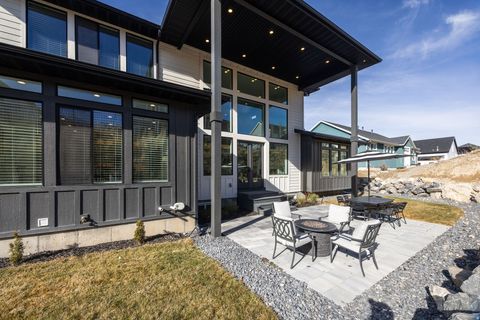 Tiny photo for 94 S 950 E, Hyde Park, UT 84318 (MLS # 2135253)