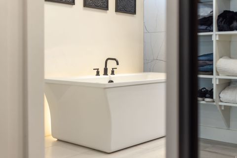 Tiny photo for 94 S 950 E, Hyde Park, UT 84318 (MLS # 2135253)