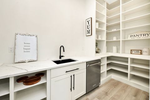 Tiny photo for 94 S 950 E, Hyde Park, UT 84318 (MLS # 2135253)