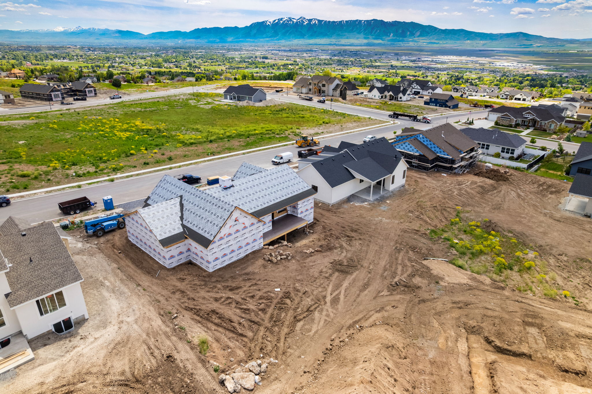 JUNIPER RIDGE - Residential