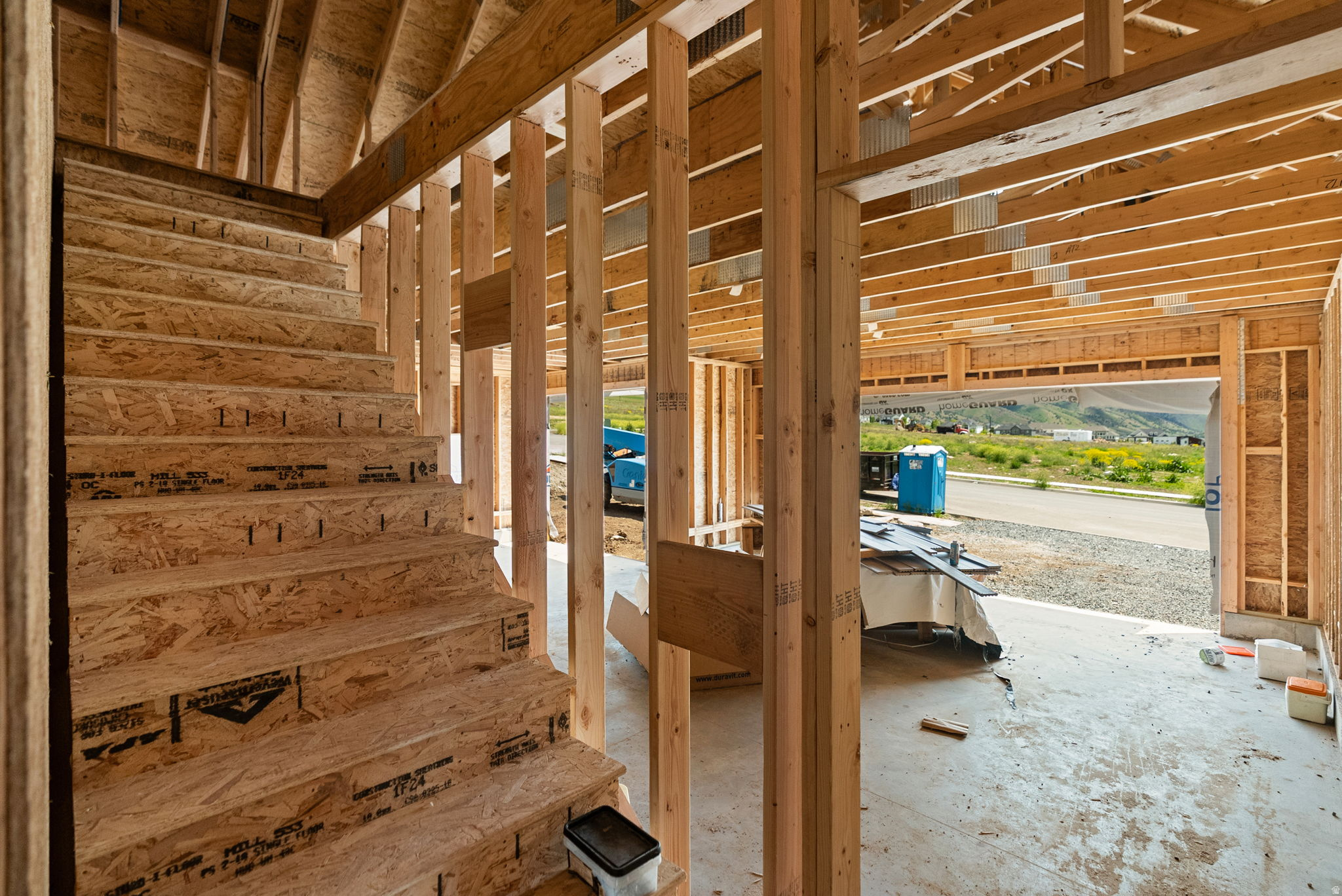 JUNIPER RIDGE - Residential