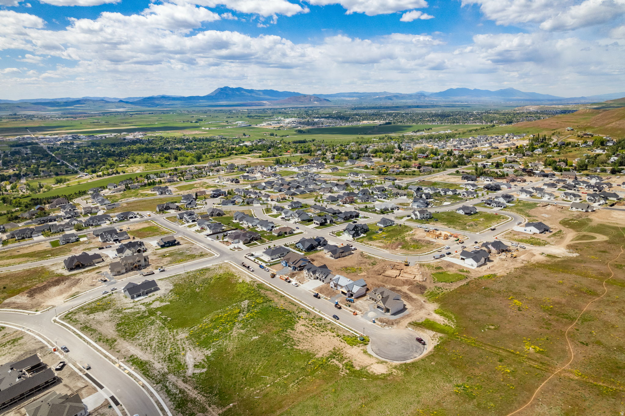 JUNIPER RIDGE - Residential