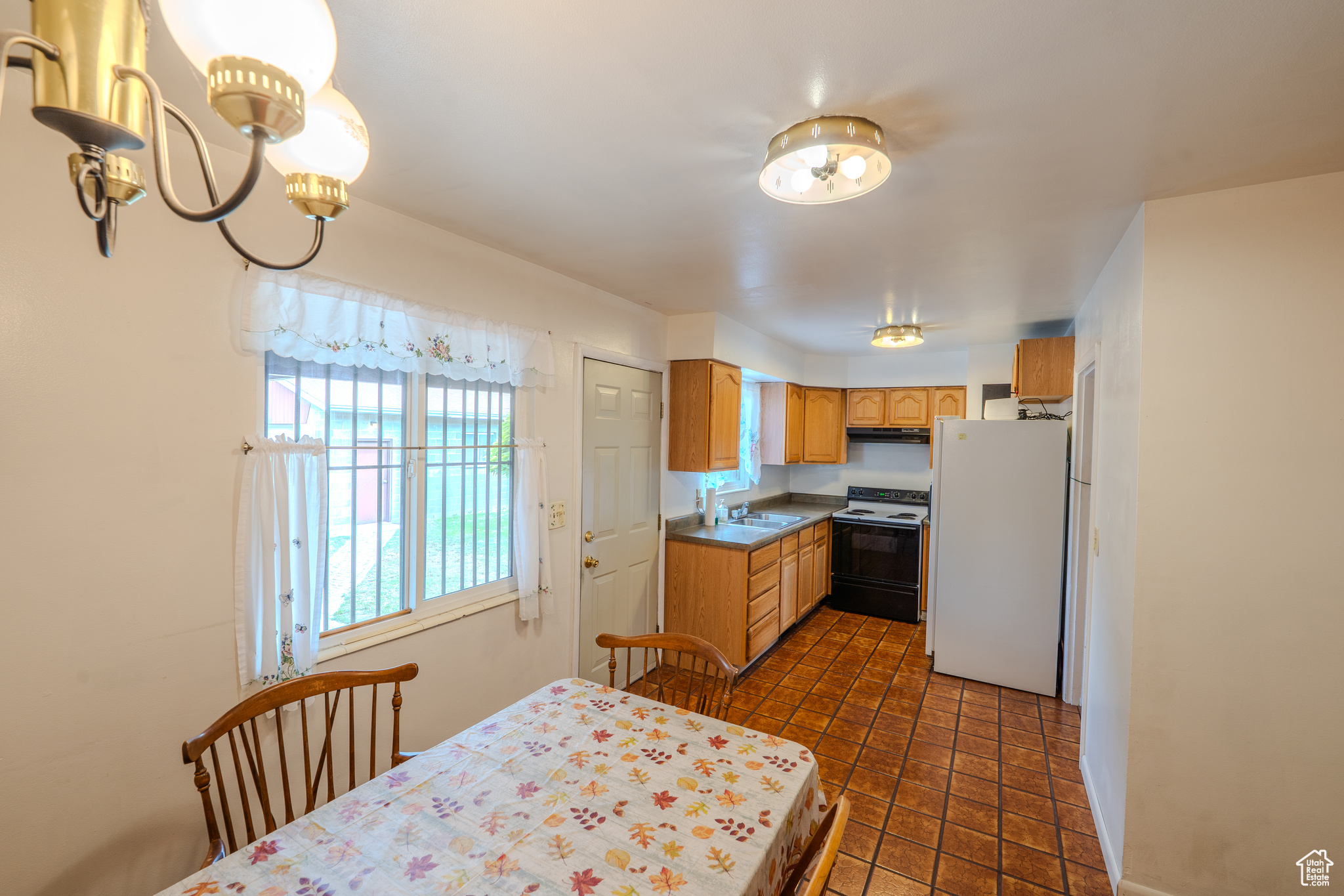 GRANGER GARDENS - Residential