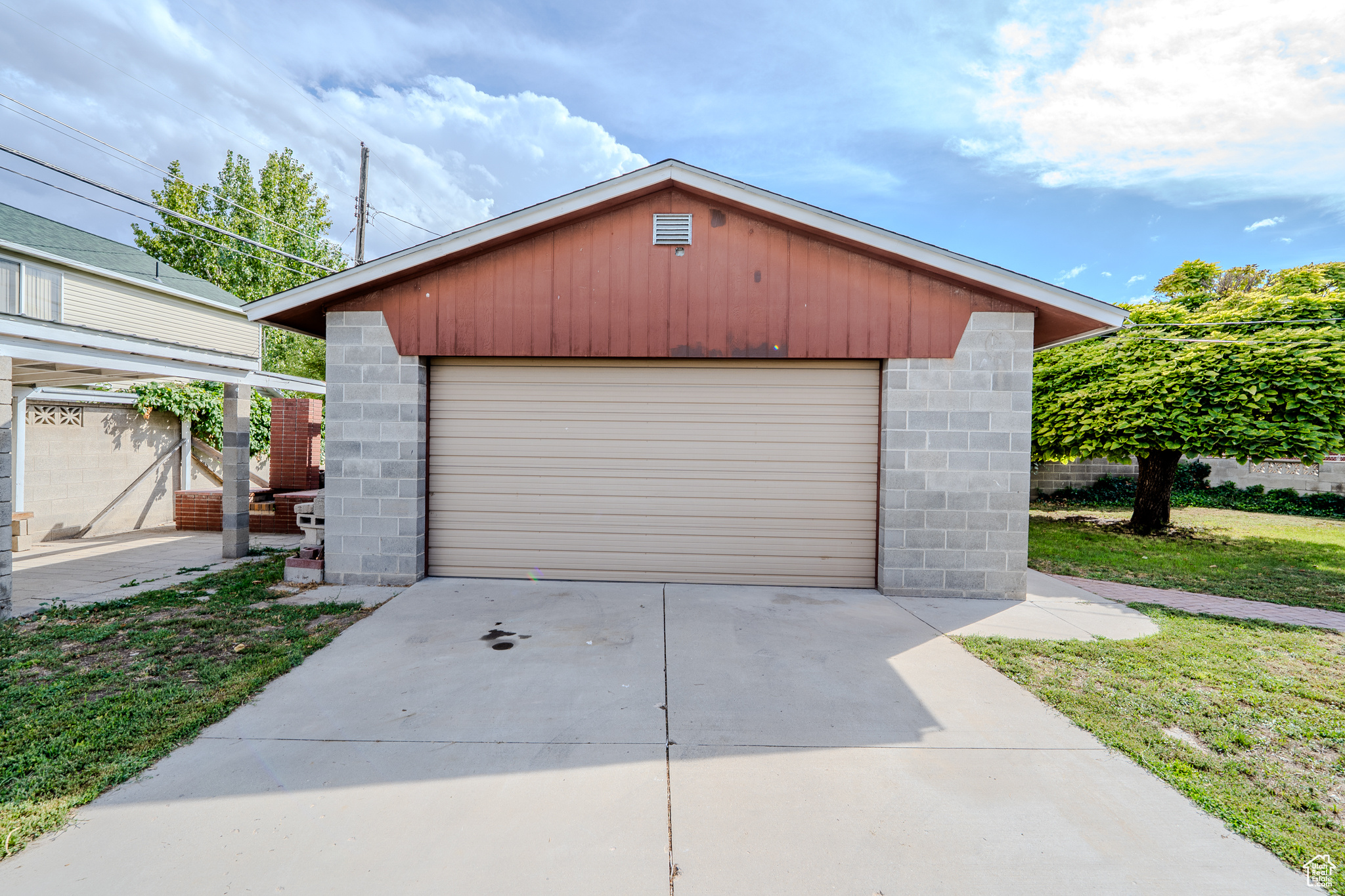 GRANGER GARDENS - Residential