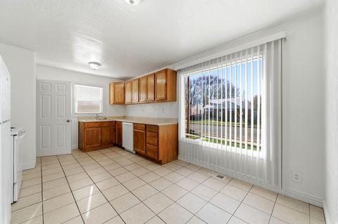Tiny photo for 1502 LIBERTY AVE, Ogden, UT 84404 (MLS # 2128648)