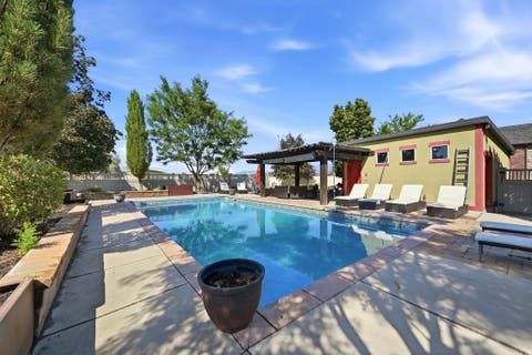 Tiny photo for 1084 LOCH LOMOND CIR, Syracuse, UT 84075 (MLS # 2179021)