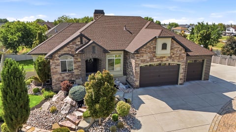 Tiny photo for 1084 LOCH LOMOND CIR, Syracuse, UT 84075 (MLS # 2179021)