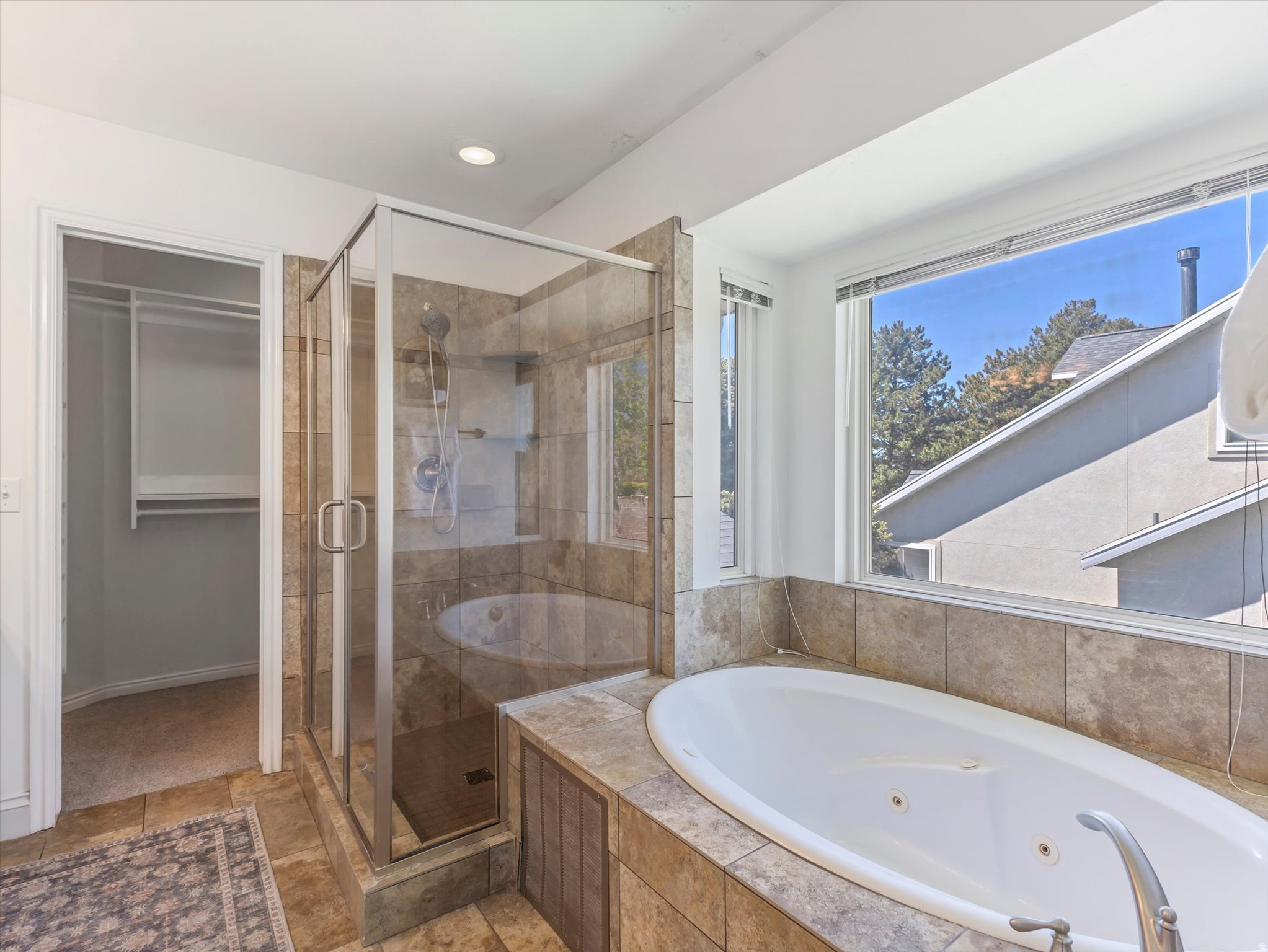 HIGH POINT - Residential