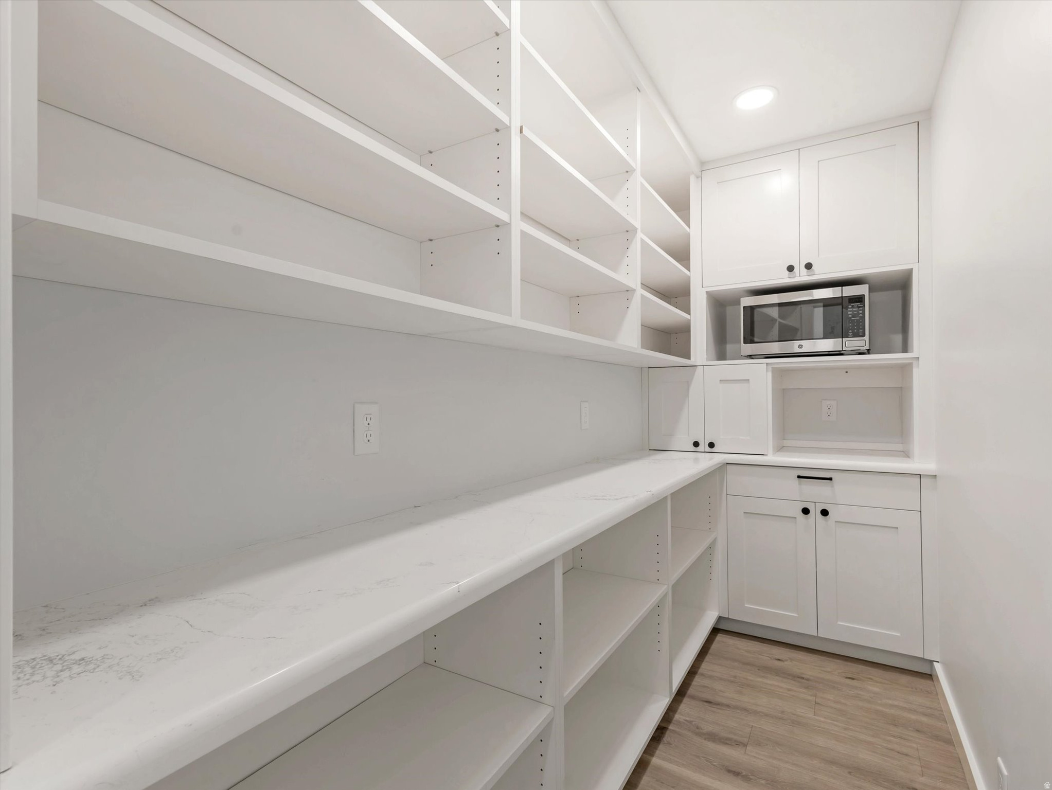 HIGH POINT - Residential