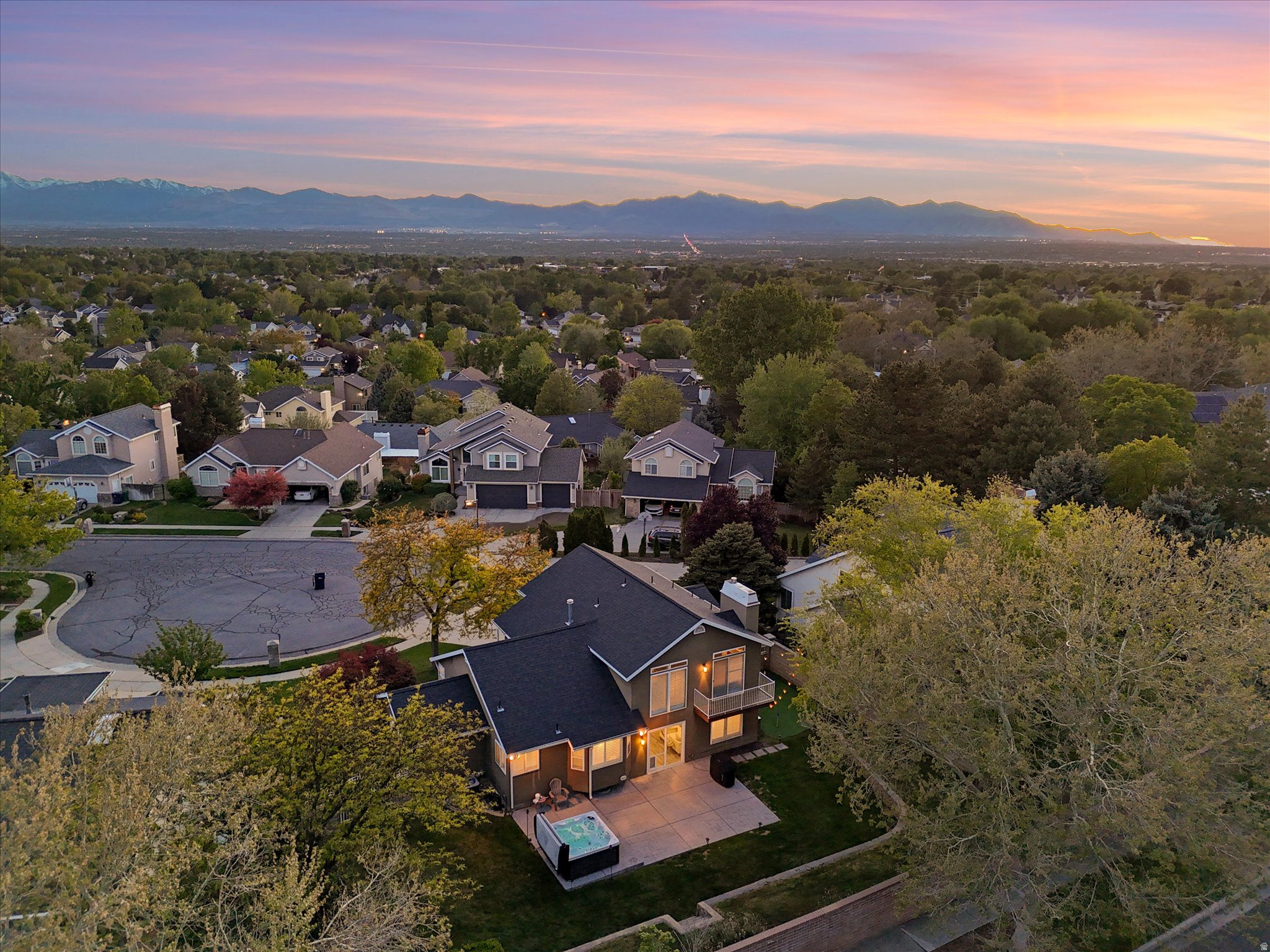 HIGH POINT - Residential