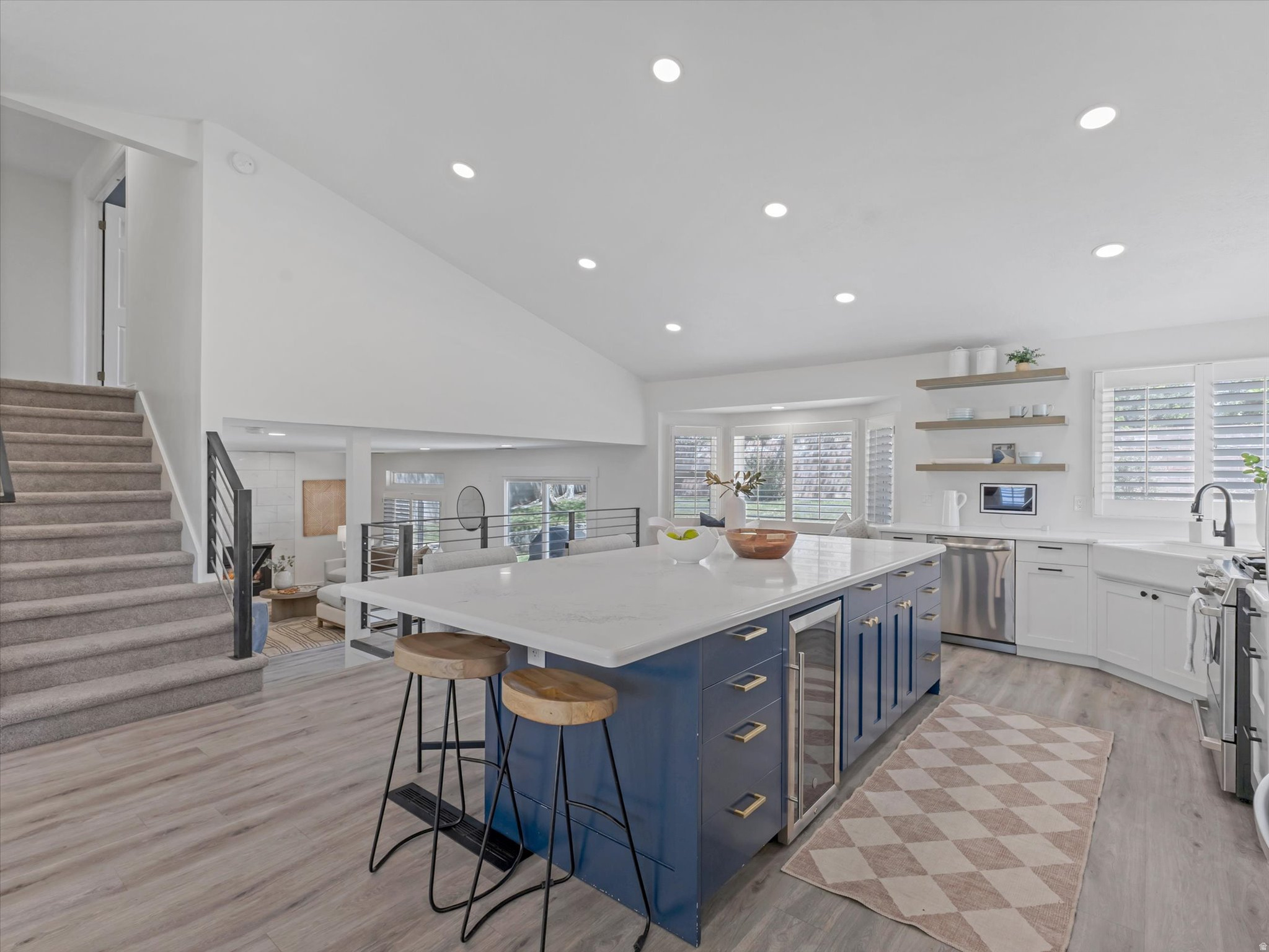 HIGH POINT - Residential