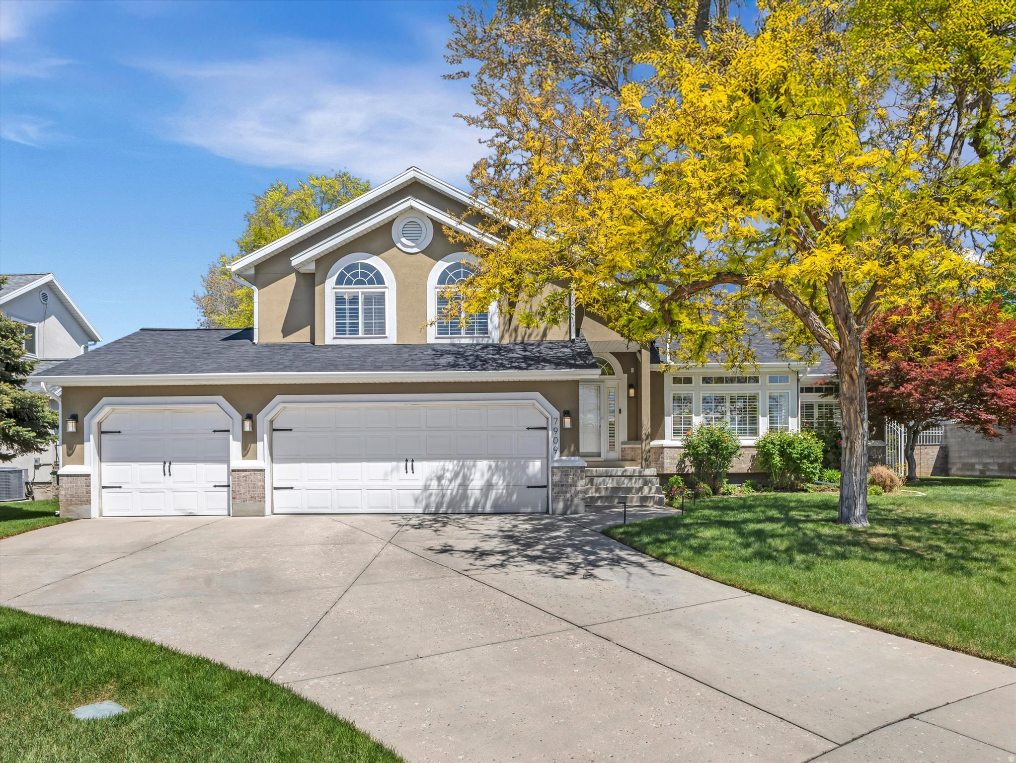 HIGH POINT - Residential