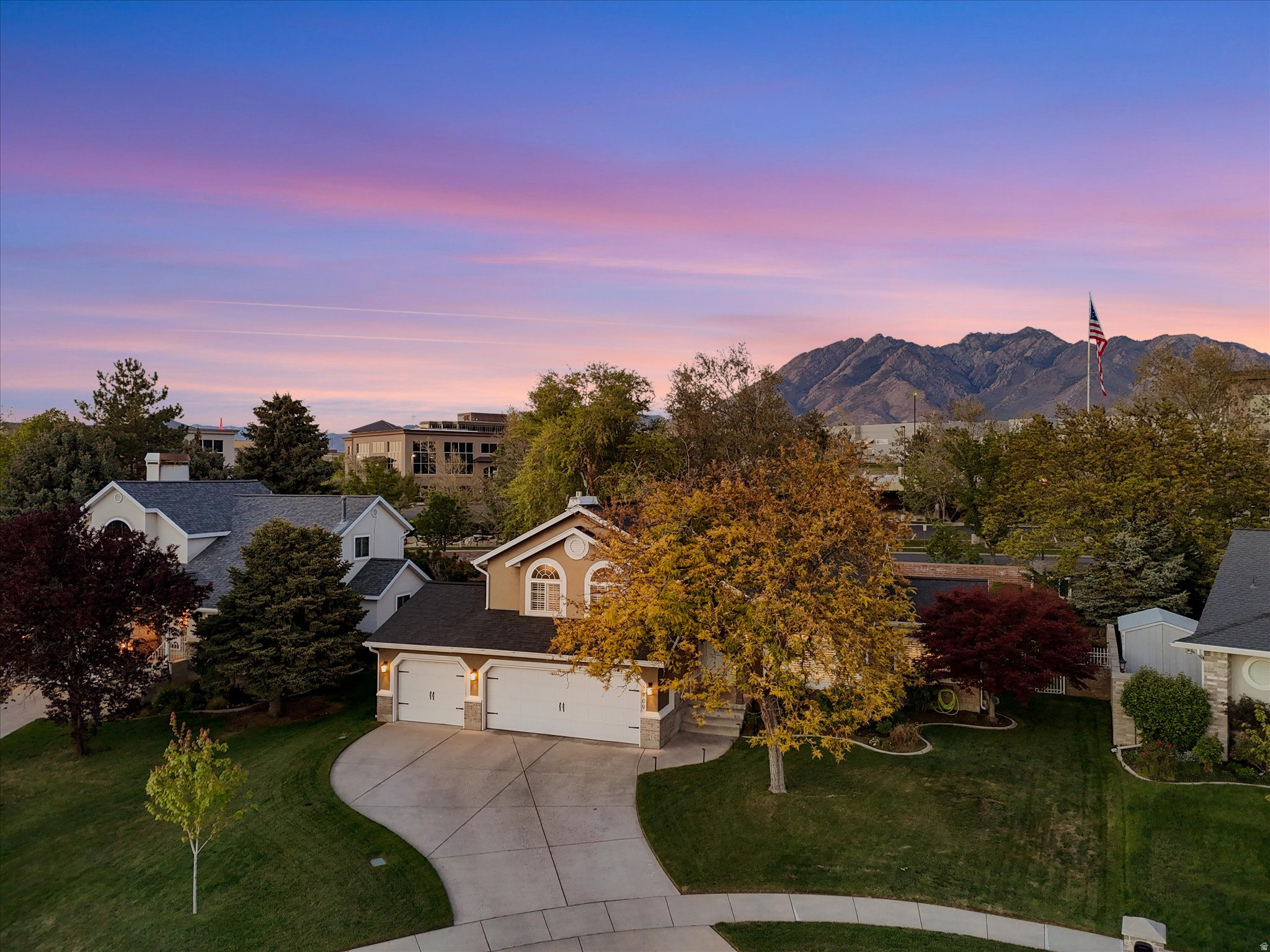 HIGH POINT - Residential