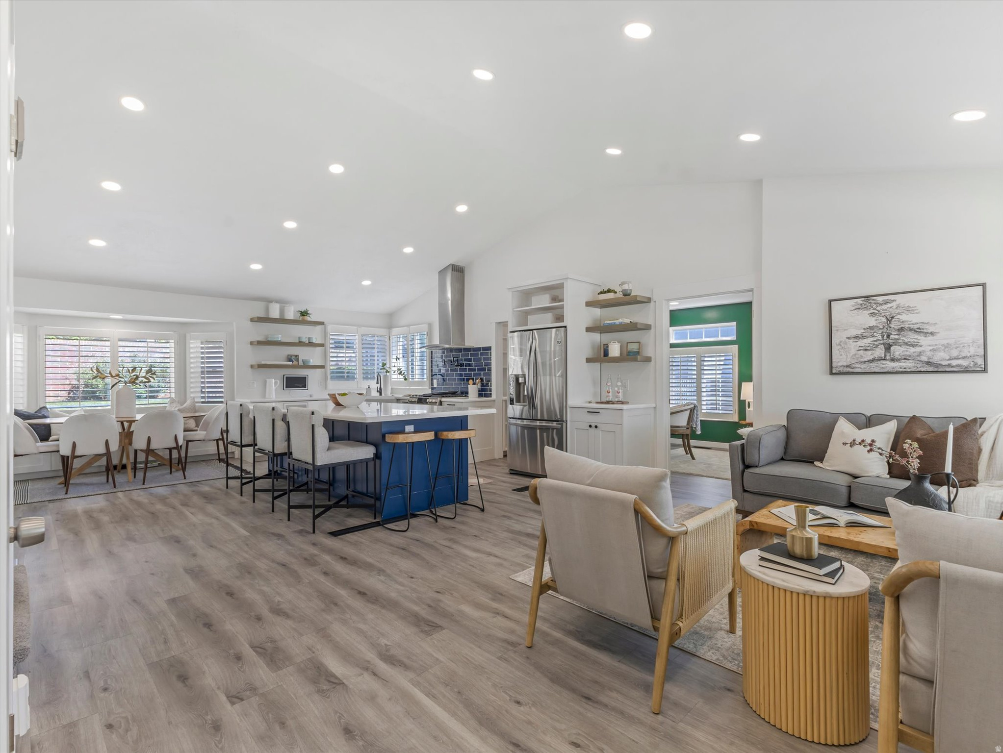 HIGH POINT - Residential