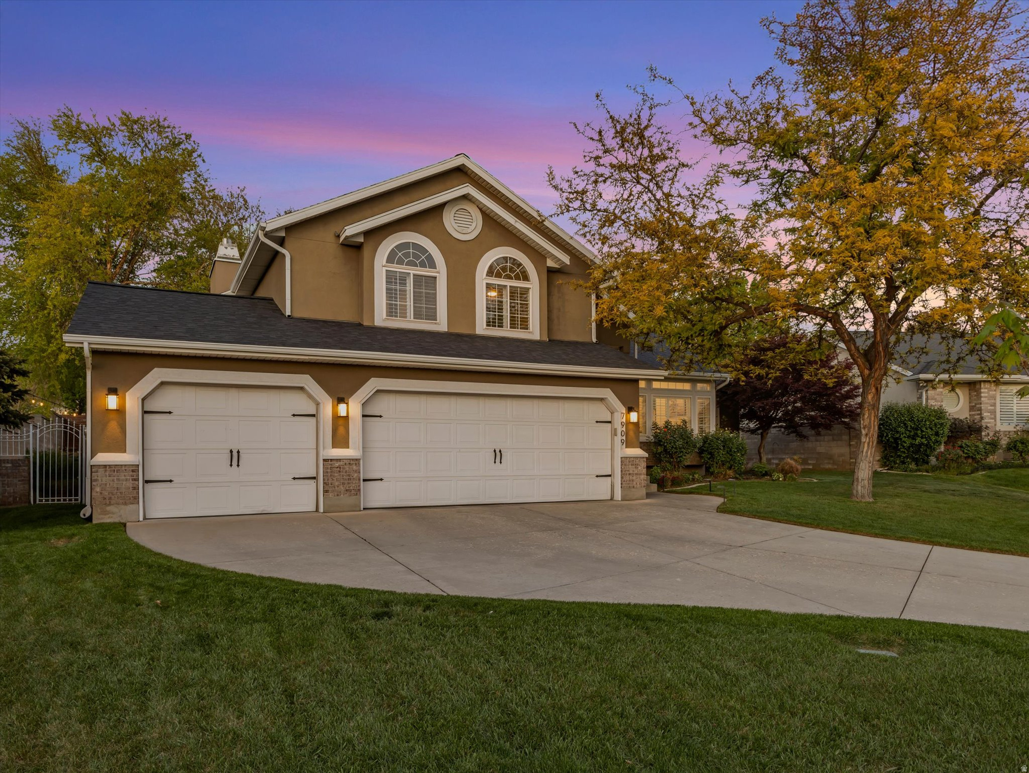 HIGH POINT - Residential