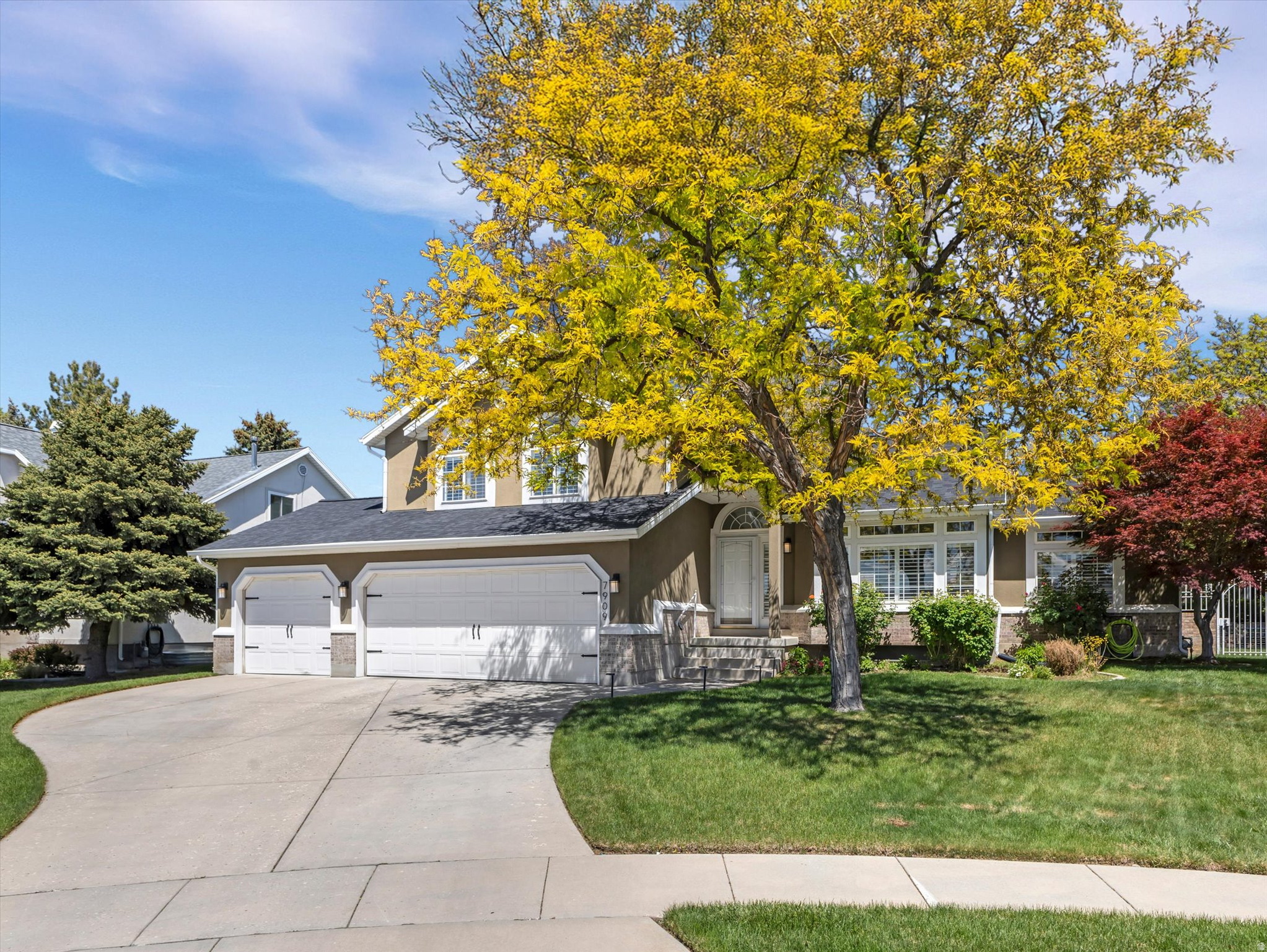 HIGH POINT - Residential