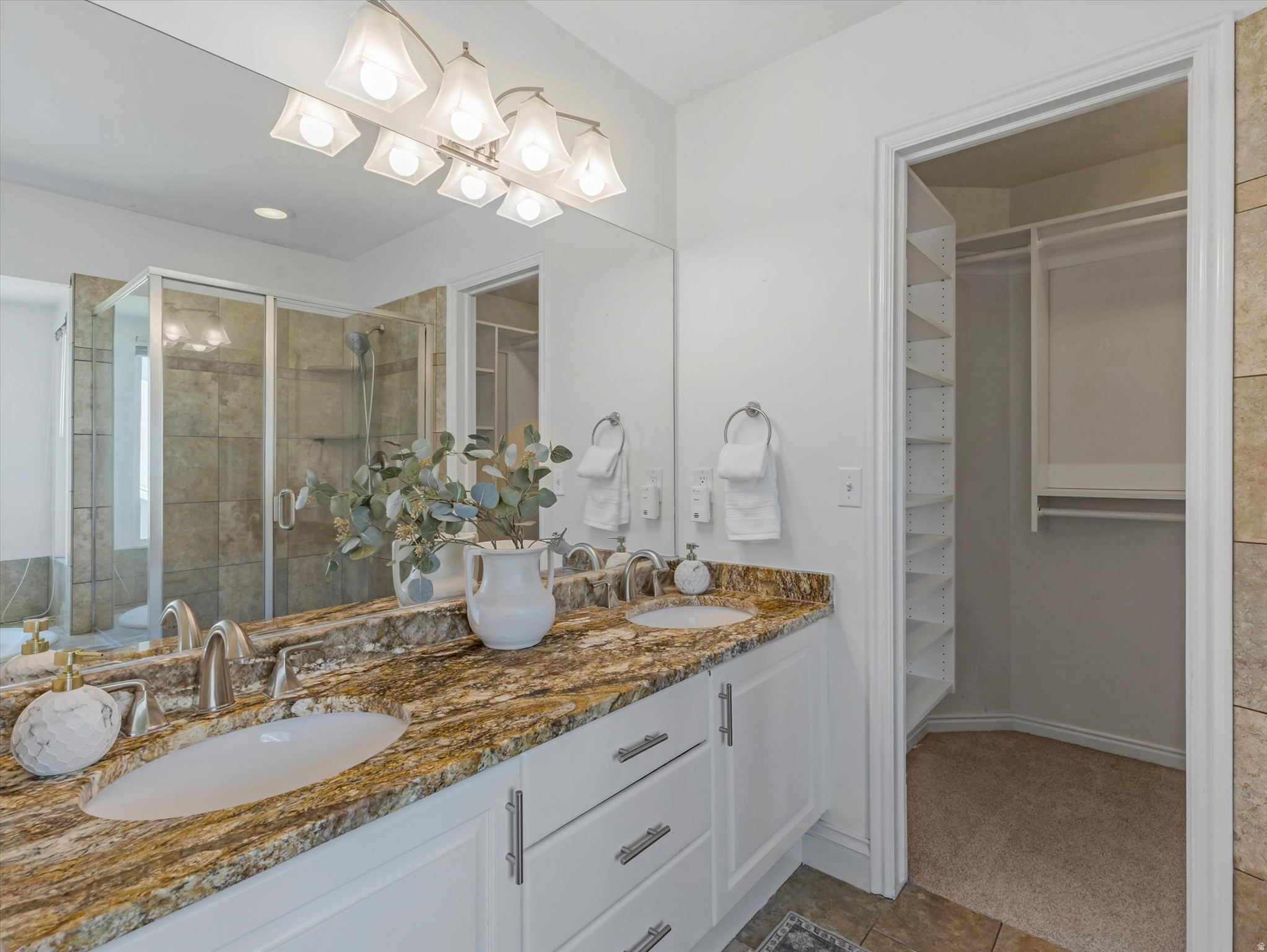 HIGH POINT - Residential