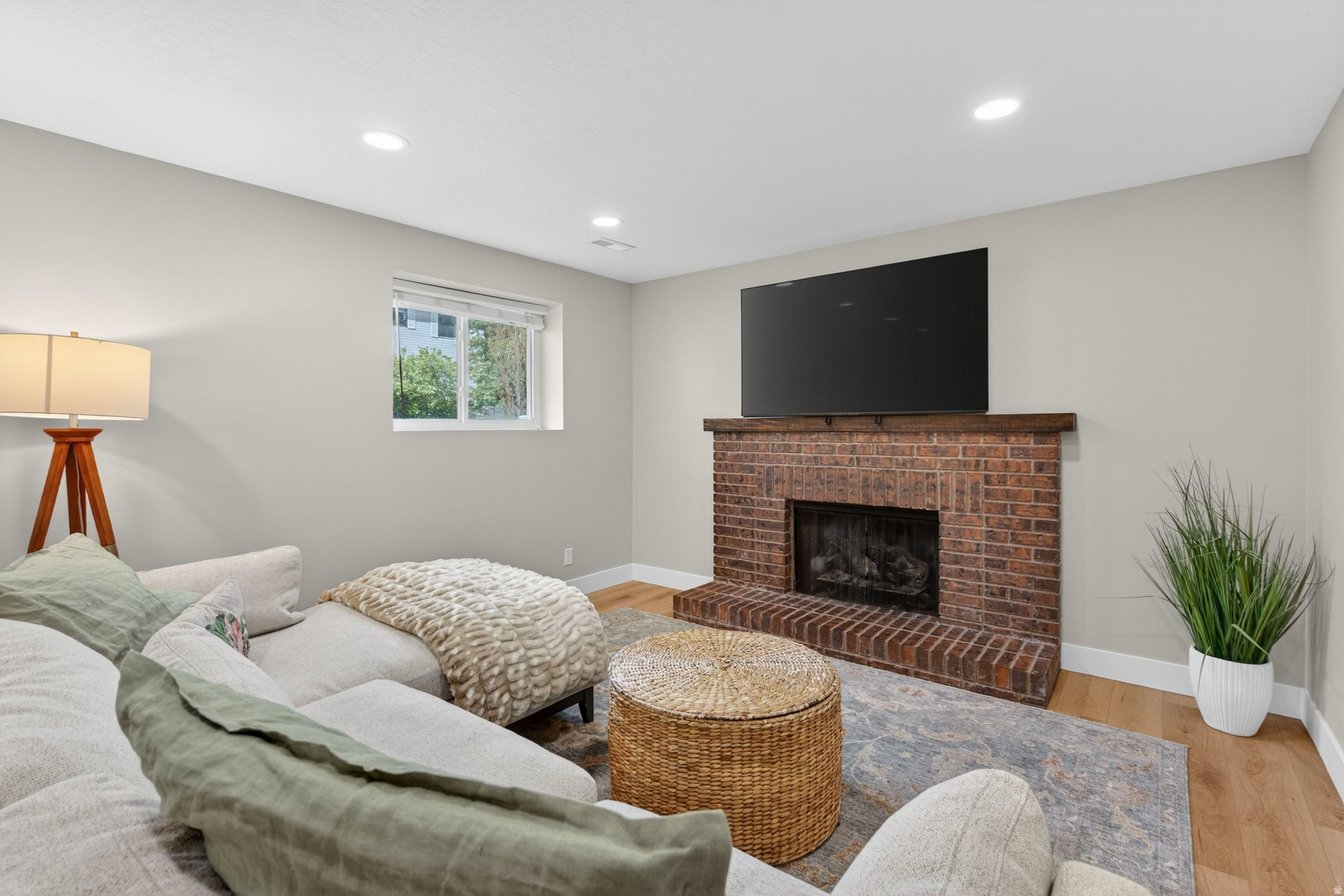 PARK CREST - Residential