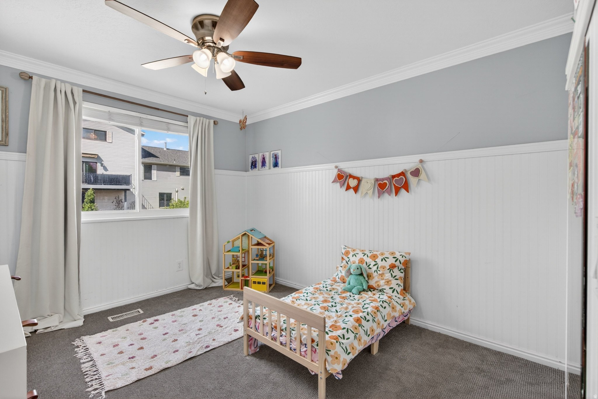 PARK CREST - Residential