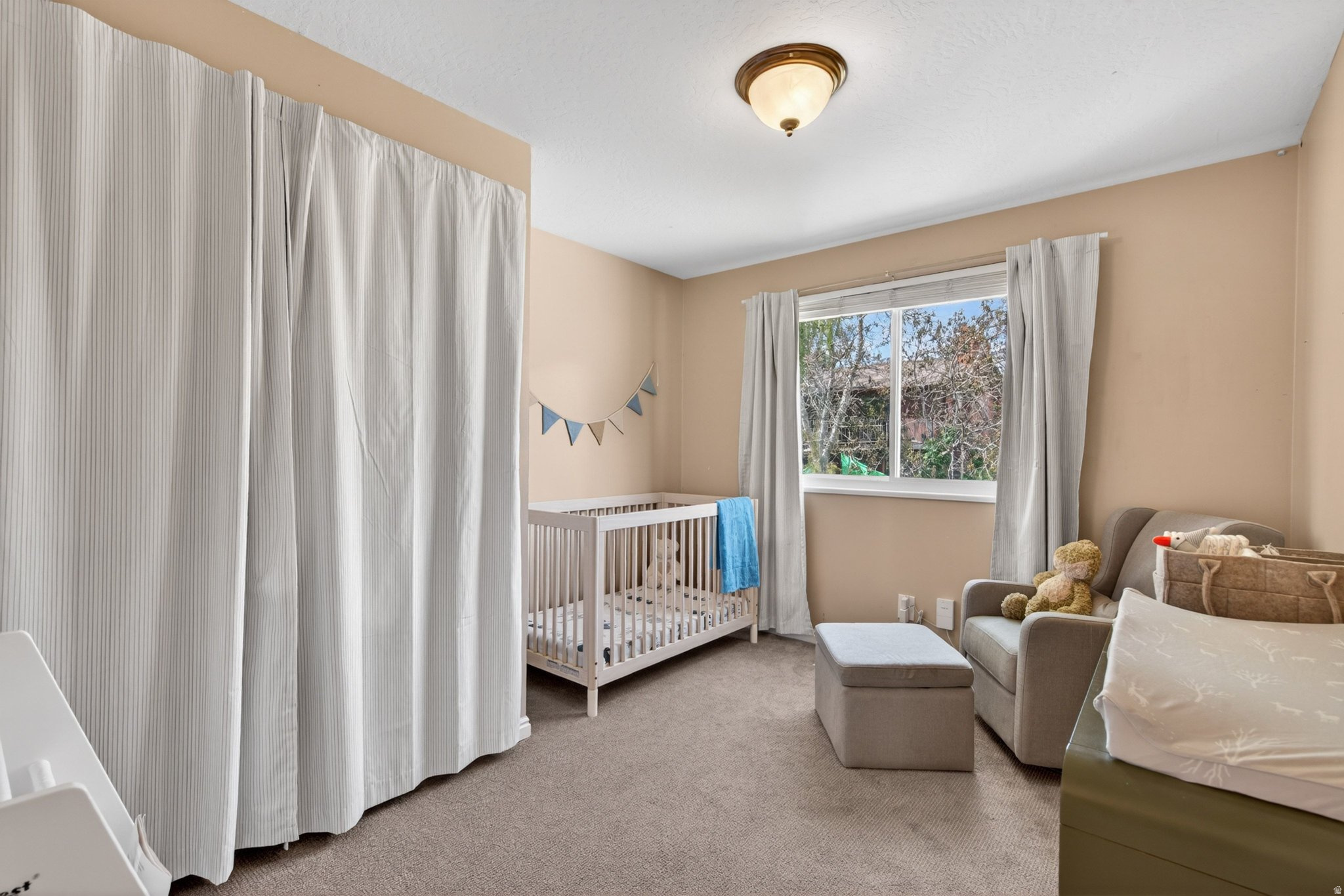 PARK CREST - Residential