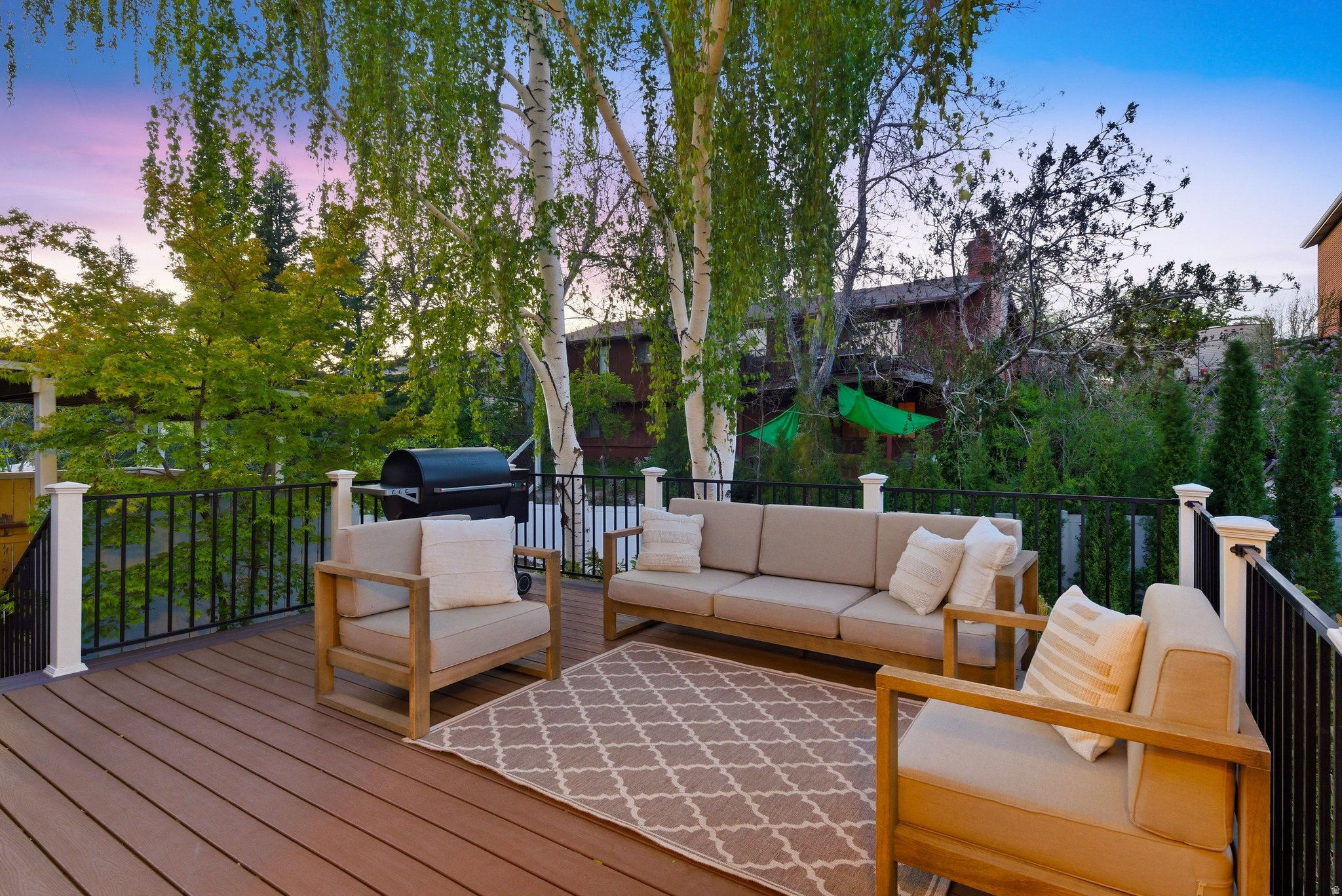 PARK CREST - Residential