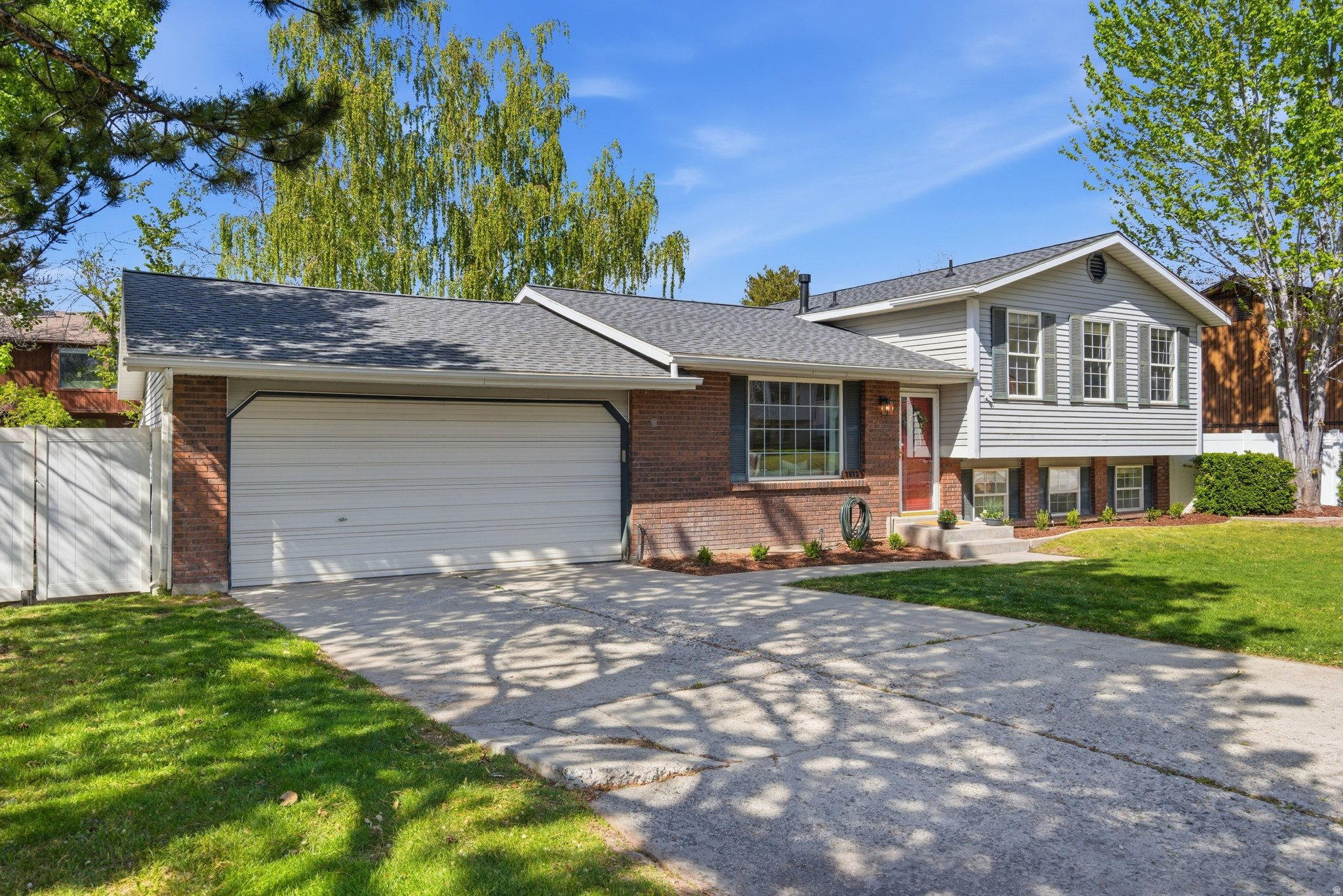 PARK CREST - Residential