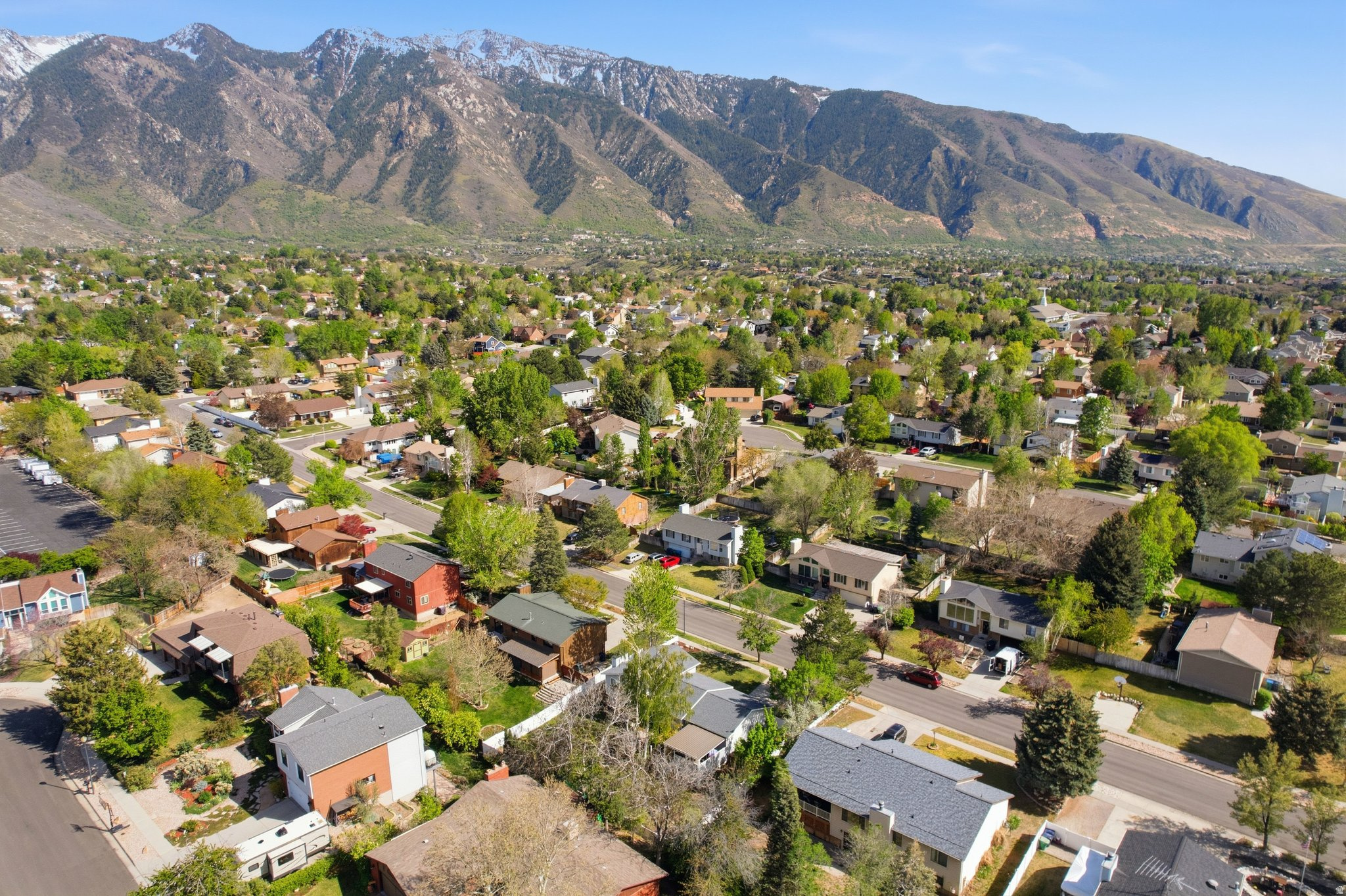 PARK CREST - Residential