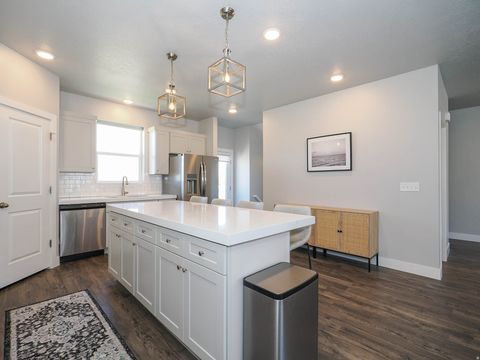 Tiny photo for 699 E RYEGRASS DR N, Eagle Mountain, UT 84005 (MLS # 2141846)