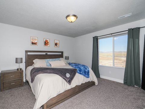 Tiny photo for 699 E RYEGRASS DR N, Eagle Mountain, UT 84005 (MLS # 2141846)