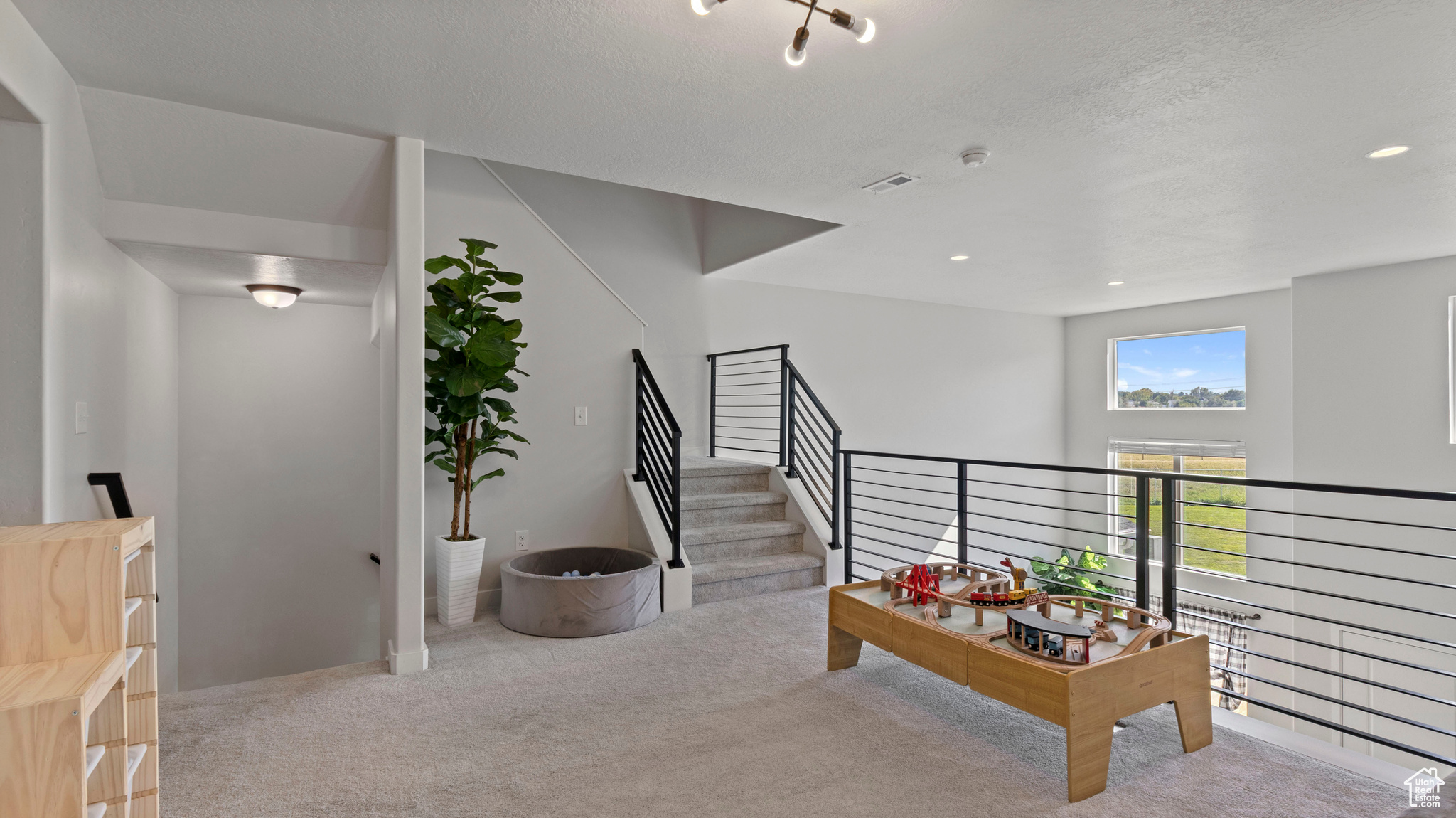 SALT POINT - Residential