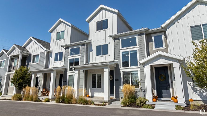 Washington Legacy at Salt Point townhome. This spacious 4 bedroom townhome has two story ceilings in the great room!  Spacious, open main floor layout with tons of natural light. Main suite is secluded with a comfortable loft area on the 2nd story and the remaining 3 bedrooms are on the 3rd floor with the laundry.  Less than 5 minutes from the Roy Frontrunner station!  Come and take a look!