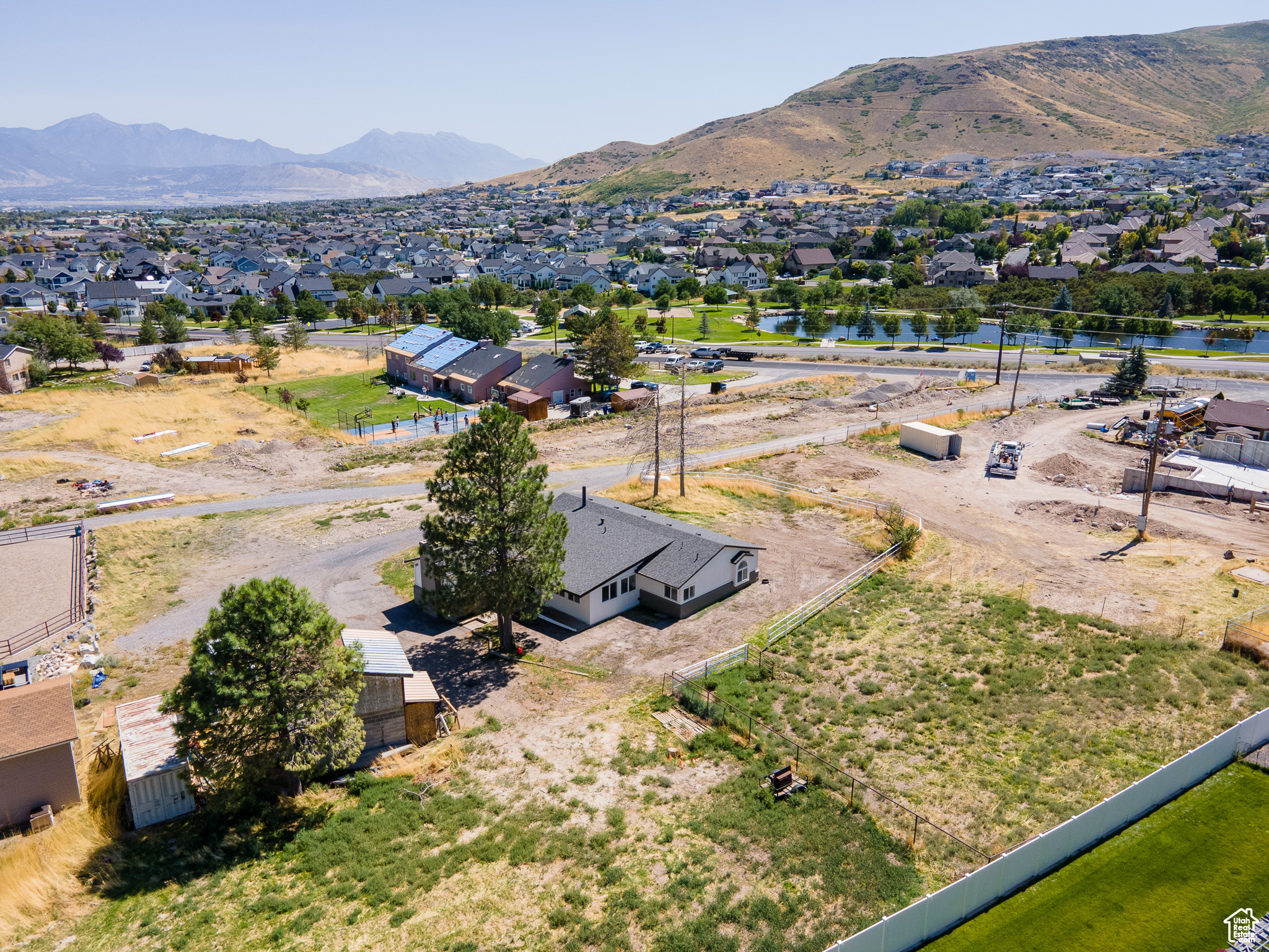 6968 W Dusty Rose Cir, Herriman, Utah image 2