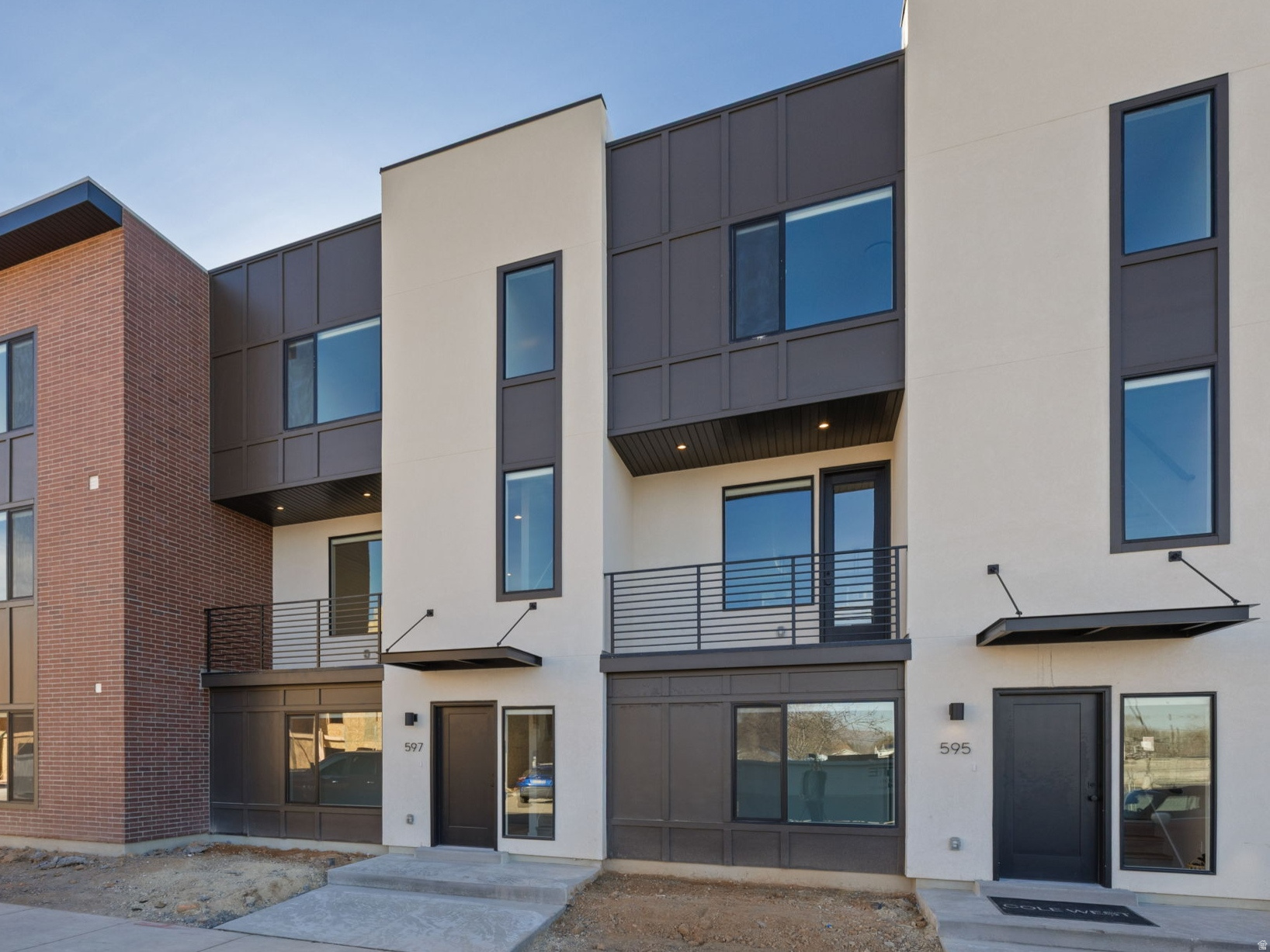 THE MONROE - Residential