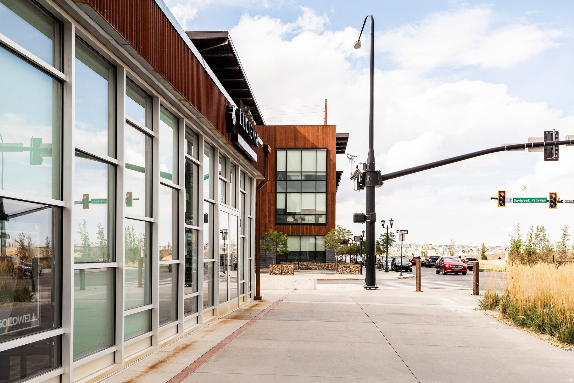 DAYBREAK - Residential