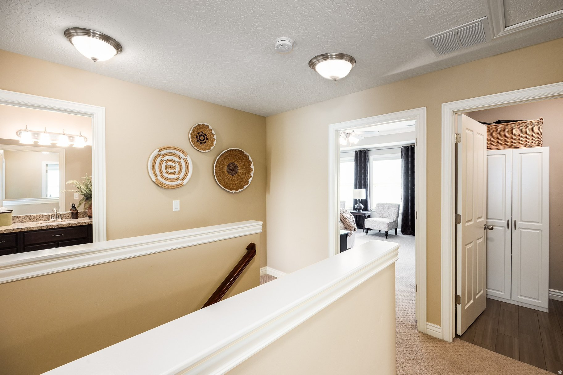 DAYBREAK - Residential