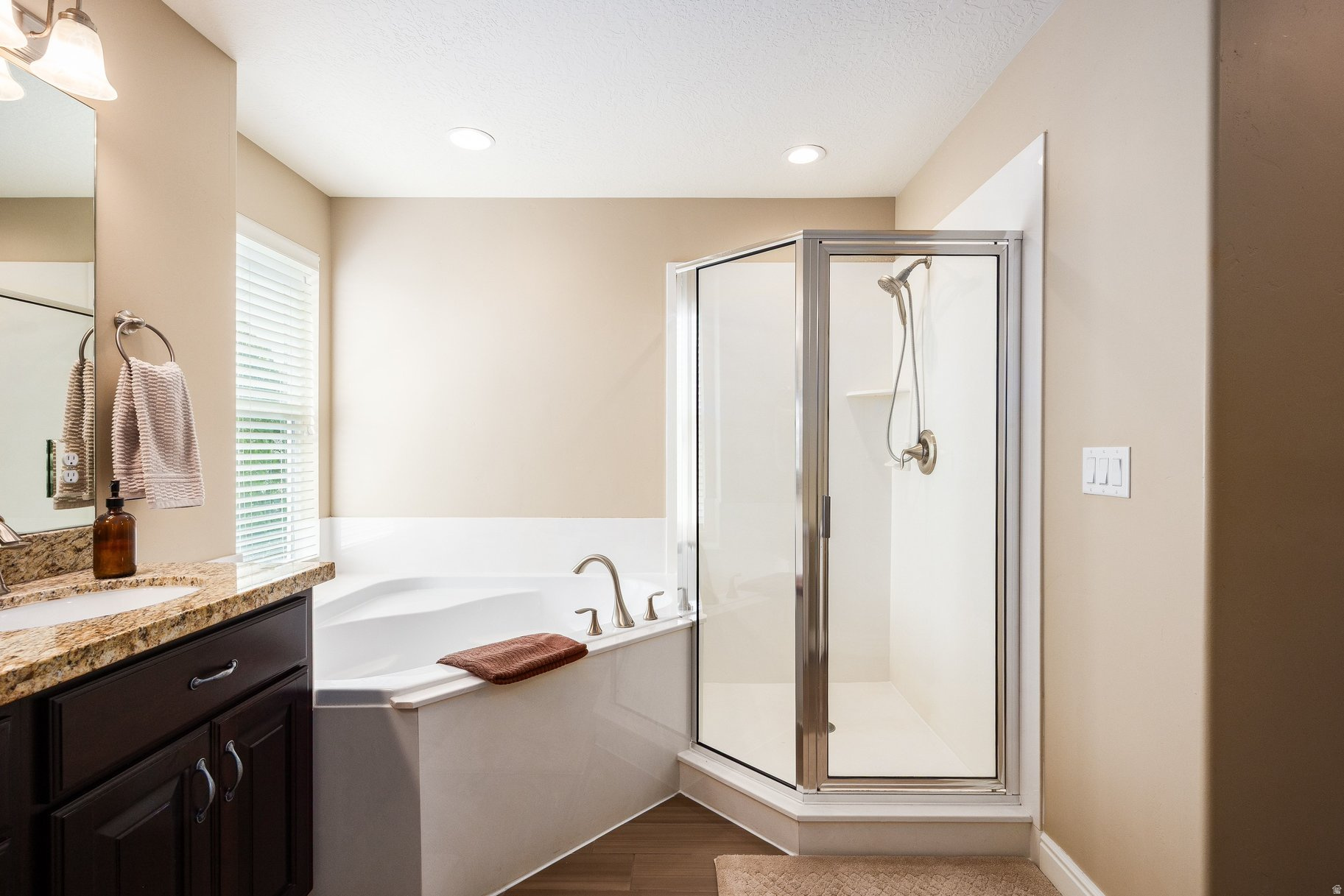 DAYBREAK - Residential