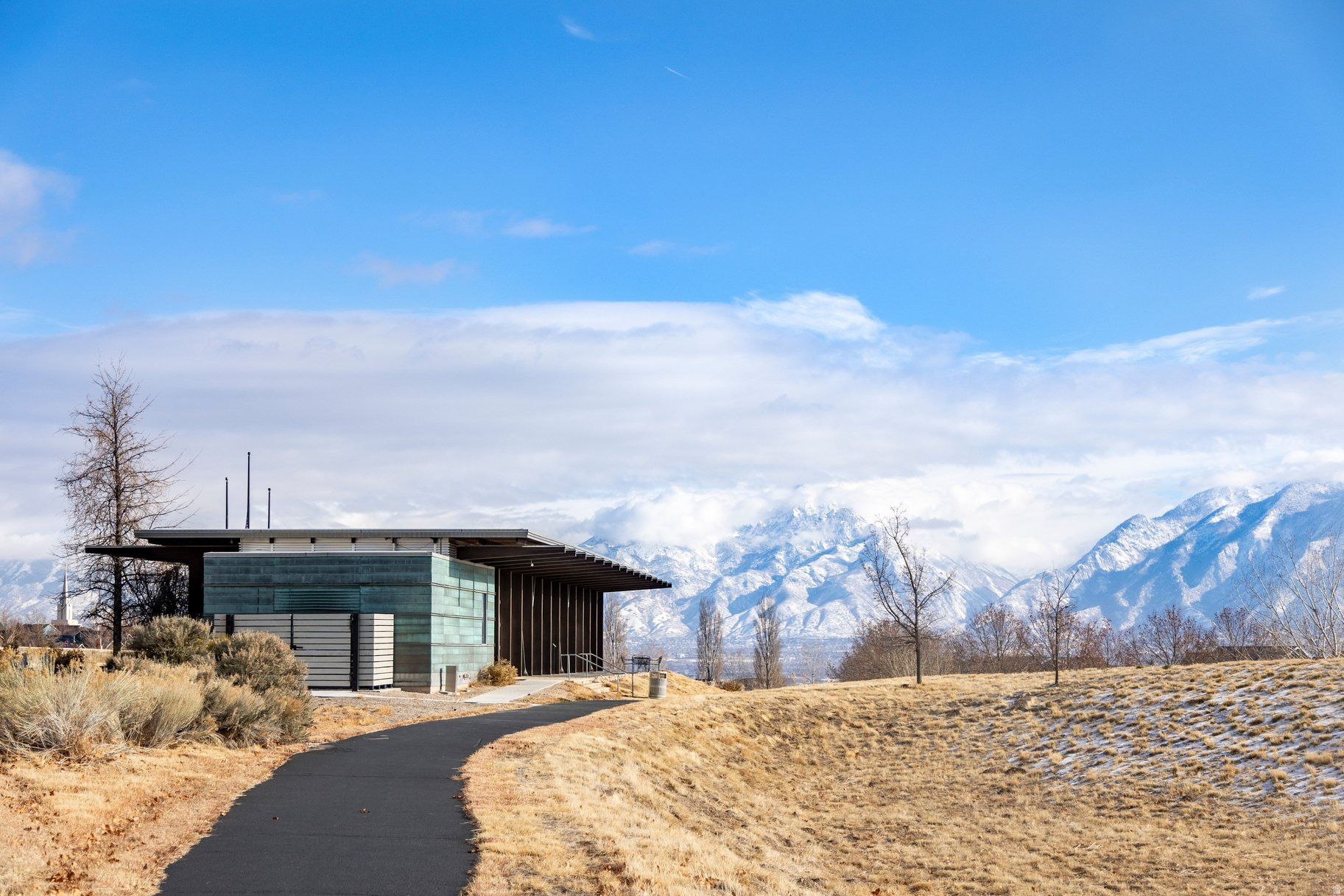 DAYBREAK - Residential