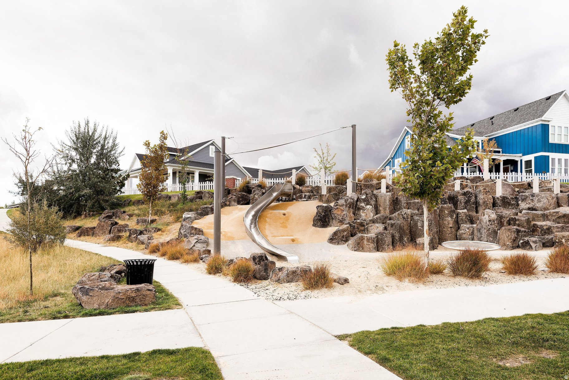 DAYBREAK - Residential